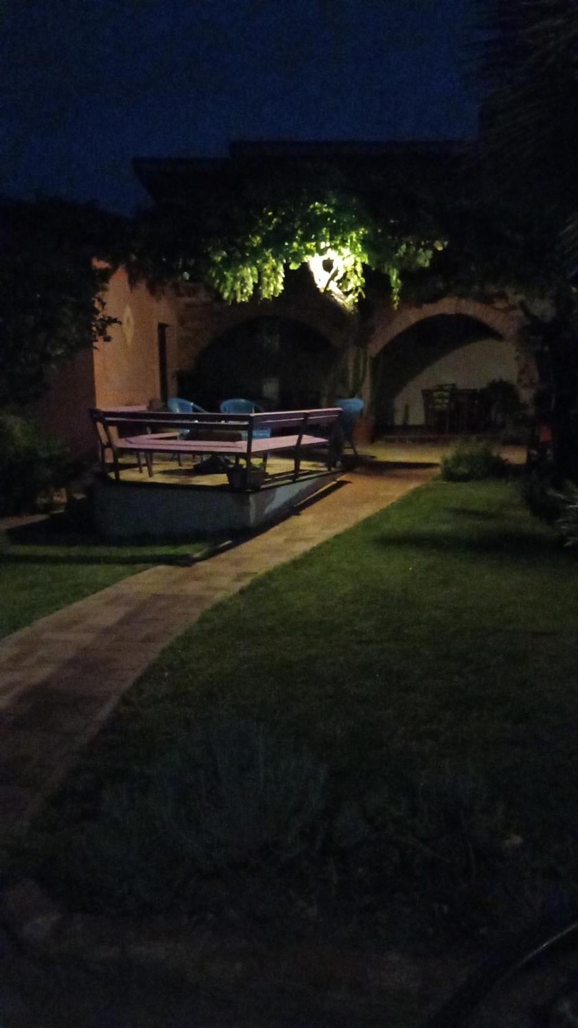 Agriturismo Il Melograno リオーラ・サルド エクステリア 写真